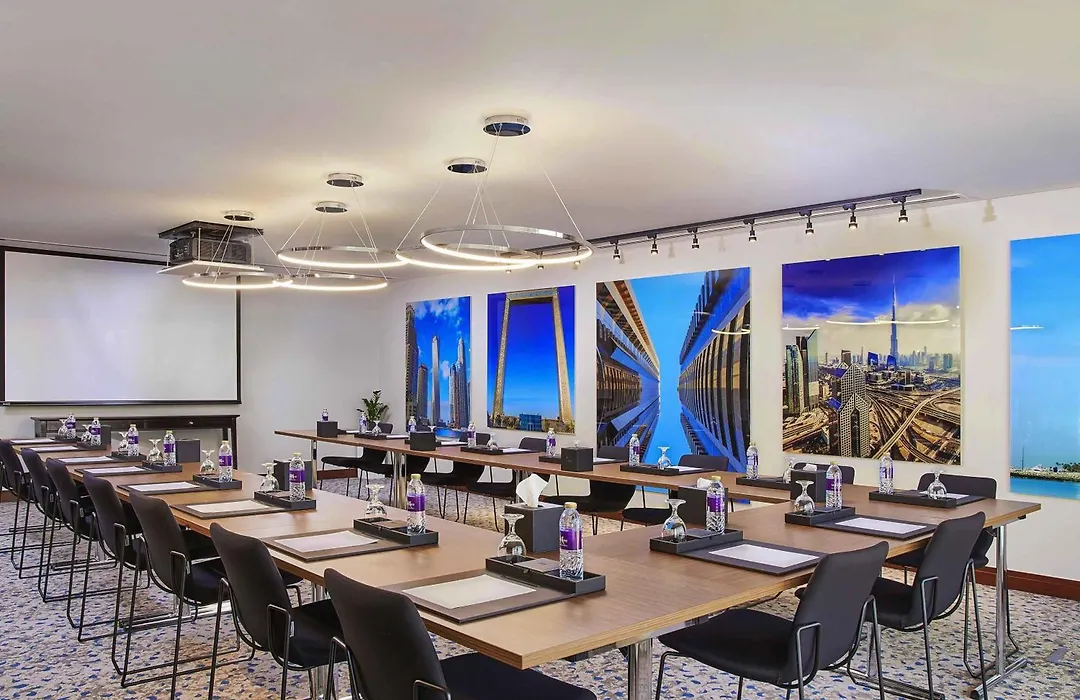Mercure Dubai Barsha Heights Hotel Suites And Apartments-1