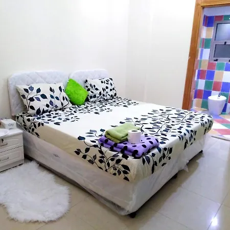 Bright Sunshine Holiday Home Shared Apartments-2