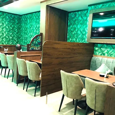 Concorde Inn Hotel-2