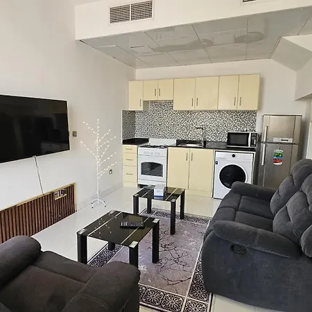 Room In Villa - Amazing One-Bedroom Villa Townhouse-3